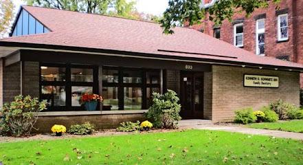 Dr. Kenneth D. Schwartz, DDS - General dentist in Schenectady, NY
