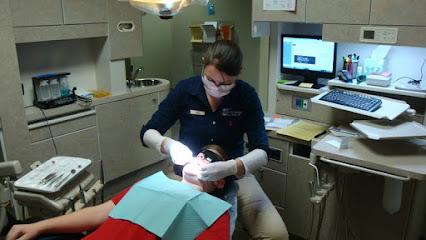 Merrillville Family Dentist - General dentist in Merrillville, IN