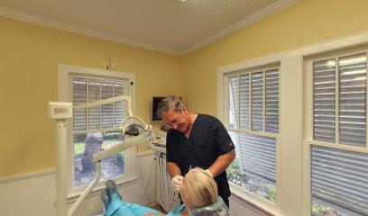 Vincenzo Nicholas A DDS PA - General dentist in Stuart, FL