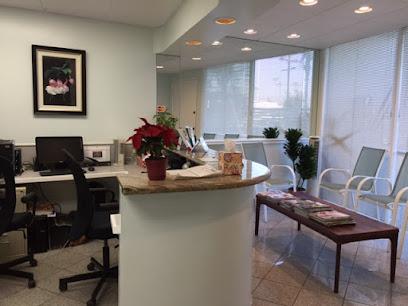 Suresh S Iyengar, DDS - General dentist in Studio City, CA