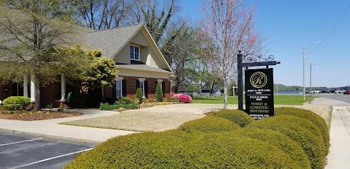 John G. Rutland DMD, FAGD - Cosmetic dentist in Guntersville, AL