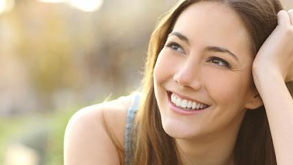 Perry C. Uhazie DDS - Cosmetic dentist in Escanaba, MI