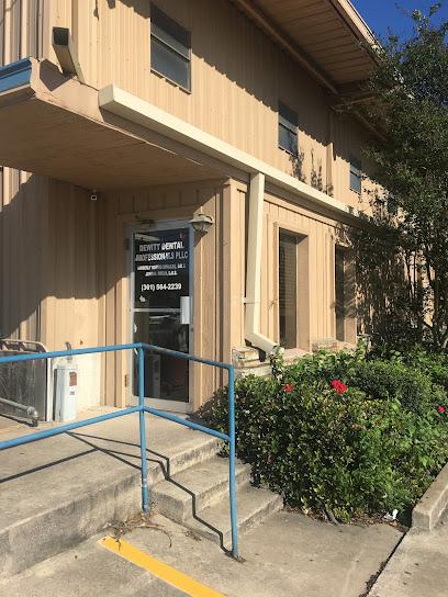 DeWitt Dental Professionals - General dentist in Yorktown, TX