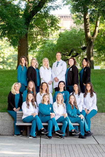 Sycamore Hills Dentistry - General dentist in Fort Wayne, IN