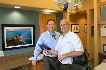 Thomas & Roskos Pc: Stephen Thomas DDS - General dentist in Tempe, AZ