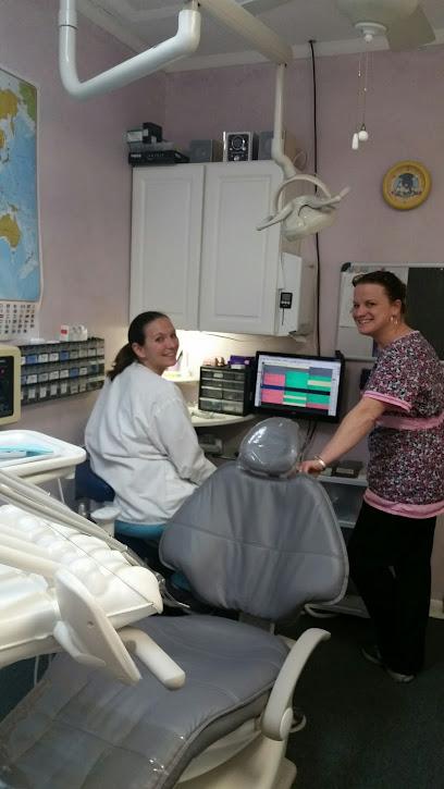 Gloucester Family Dental Care - General dentist in Gloucester, VA