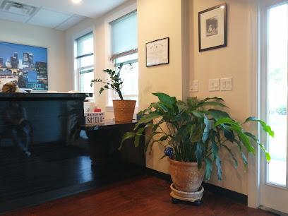 Li Chou DDS - General dentist in Duluth, GA