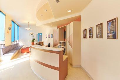 Laleh Vakili, DMD - Pediatric dentist in San Mateo, CA