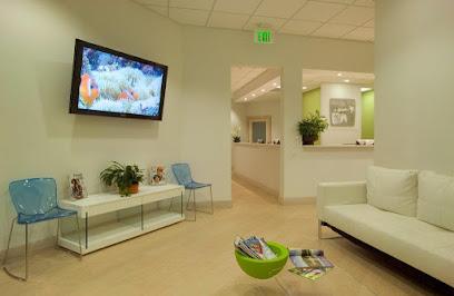 Gerardo Santiago DDS - Pediatric dentist in Naples, FL