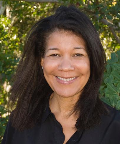 Suzanne Spence Williams, DDS - General dentist in Jensen Beach, FL