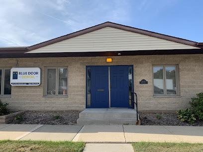 Blue Door Dental - General dentist in Racine, WI