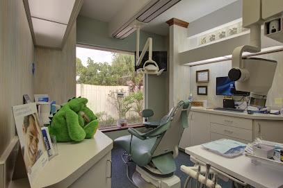 Smile Design Dentistry Toledo Blade - General dentist in Port Charlotte, FL