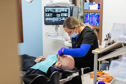 Blue Summit Dental Group - General dentist in Davison, MI