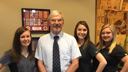 Cottage Dental Care - General dentist in Bloomington, IL