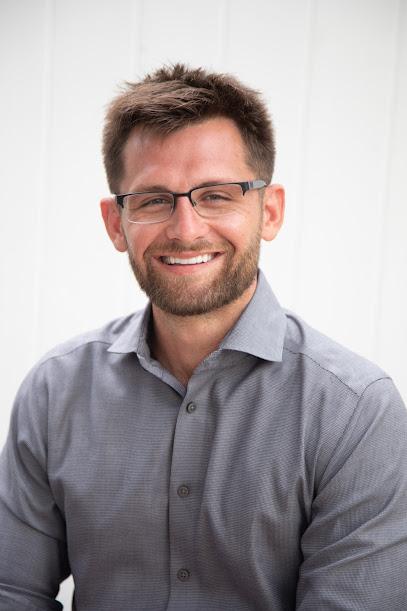 Smile Naples - General dentist in Naples, FL