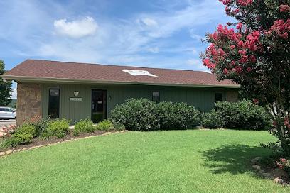 Dr. Clyde Butler Family Dentistry - General dentist in Stevenson, AL