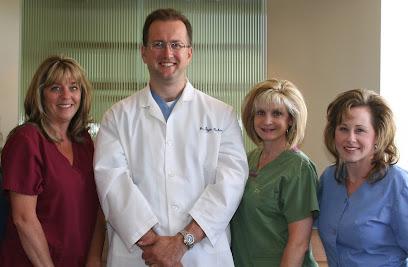 Randall Ridge Dental: Dr. Bryan Cichon, DDS - General dentist in Geneva, IL