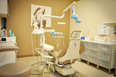 Dr. Dental: Dentistry & Braces - General dentist in Chelsea, MA