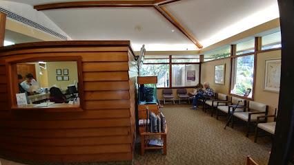 Poe Stuart a DDS - General dentist in Dunedin, FL