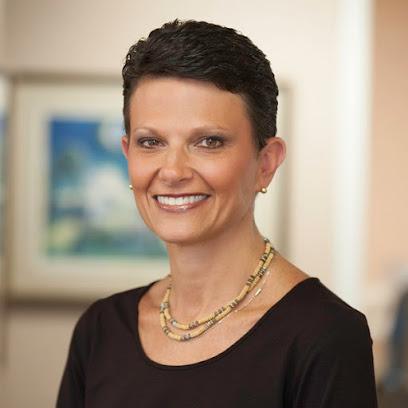 Ellen B. Folbe DDS & Associates - General dentist in Warren, MI