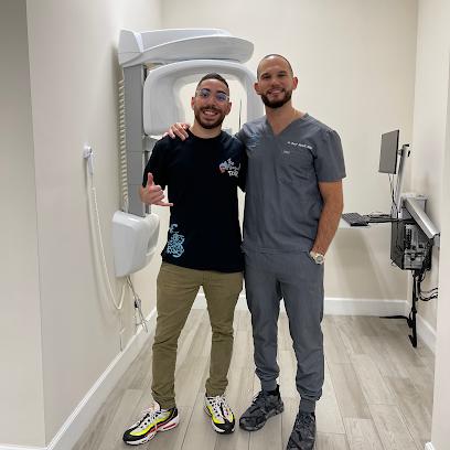 Everything Teeth Miami - General dentist in Miami, FL