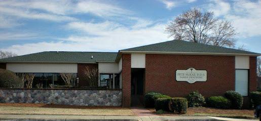 Mc Kay Pete DDS - General dentist in West End, NC