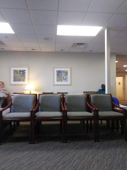 Metro Dentalcare St. Paul Midway - General dentist in Saint Paul, MN