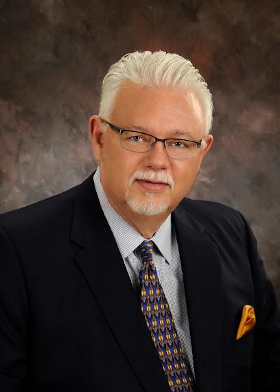 Dr. Lewis D. Gilbert, DDS - General dentist in Summersville, WV