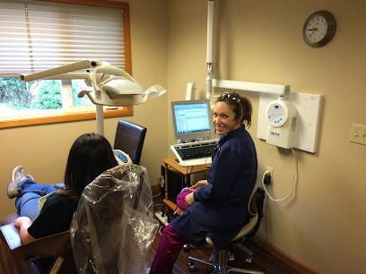 Roberts Wellness Dental - General dentist in Centralia, WA