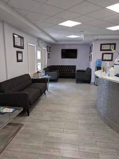 Dr. Smile - General dentist in San Pedro, CA