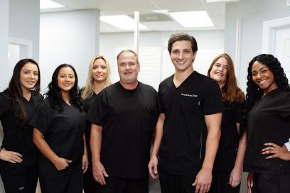 Corona Family Dental at Spring Forest - General dentist in Bradenton, FL