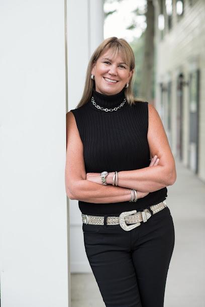 Laura Miller, DDS at Coastal Dental Solutions - General dentist in Middletown, CT