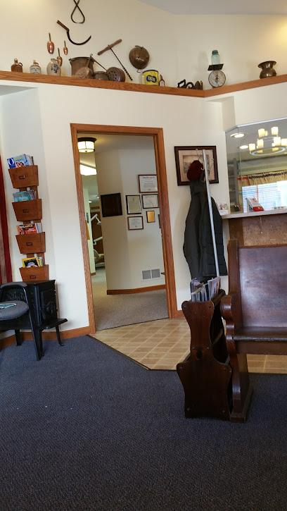 Blakely Aaron DDS - General dentist in Havana, IL