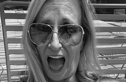 McIntyre Dentures and Extractions - General dentist in Gulfport, MS