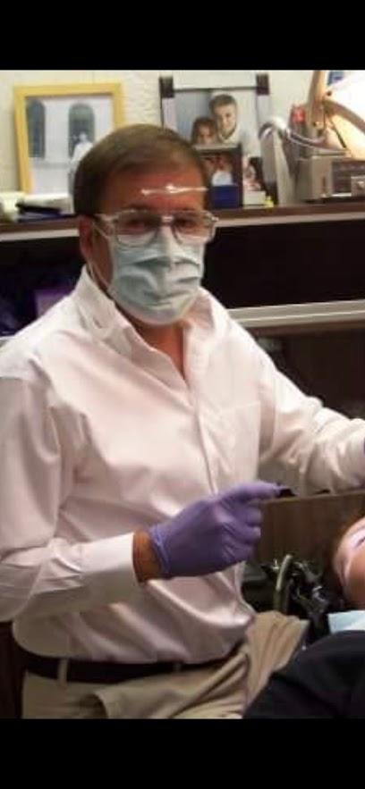 Dr.Brent G.Clark DMD - General dentist in Betsy Layne, KY