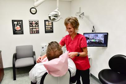 Williamson Dental - General dentist in Columbia, IL