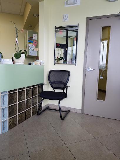Illinois Dental Center - General dentist in Wheeling, IL