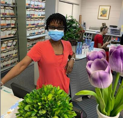 Apple Dentistry - General dentist in Lansing, IL