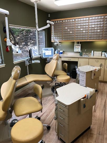 Ogro John E DDS - Orthodontist in Orinda, CA