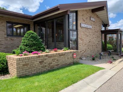 Como Park Dentistry - General dentist in Saint Paul, MN