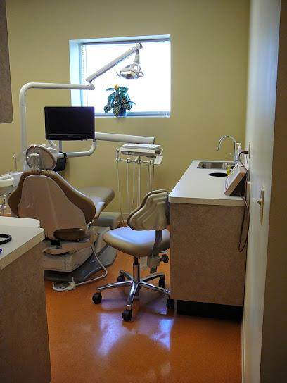 The Family Dentist - General dentist in Lancaster, PA