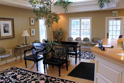 Summit Orthodontics: Dr. Thompson - Orthodontist in Warsaw, IN