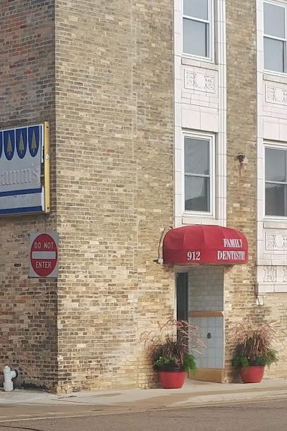 Eckdhal Family Dentistry - General dentist in Monroe, WI
