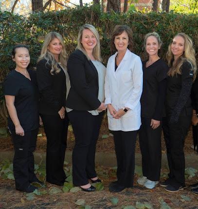 Mitzi Morris, DMD, PC - General dentist in Roswell, GA