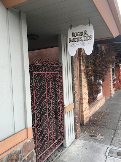 Bartels Roger R DDS - General dentist in Healdsburg, CA