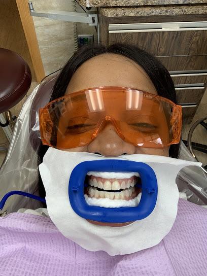 Awesome Dentistry - General dentist in Villa Park, IL