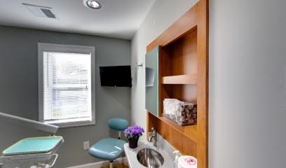 Dr. Neide Coutinho, DMD - General dentist in Framingham, MA