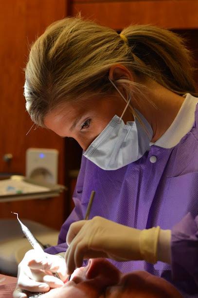 Scarbrough Family Dentistry - Cosmetic dentist in Marion, AR