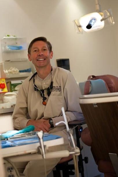 Dr. John Fish, DDS - Periodontist in Hildebran, NC
