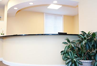 Dental Care of Northfield - General dentist in Winnetka, IL